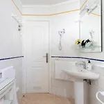 Apartment Deluxe 6