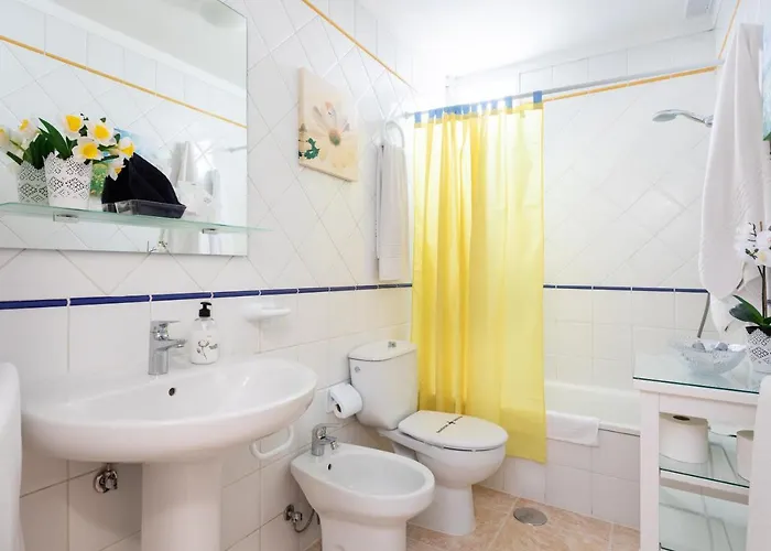 Deluxe 6 * La Laguna