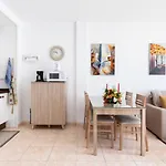 Deluxe 6 * La Laguna (Tenerife)