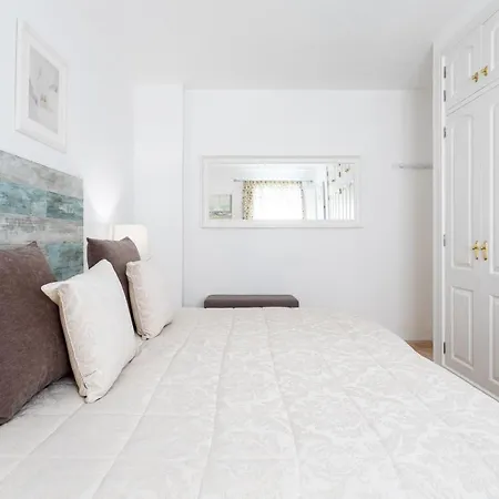 Deluxe 6 * La Laguna (Tenerife)